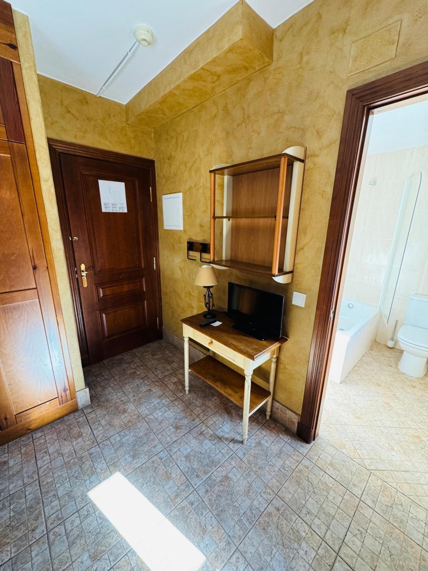 Hostal Nau Pradets Vielha Kültér fotó